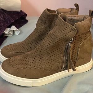 Steve Madden Women’s Suede Wedge Sneakers